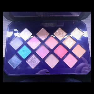 Fenty Beauty Moroccan Spice eyeshadow palette